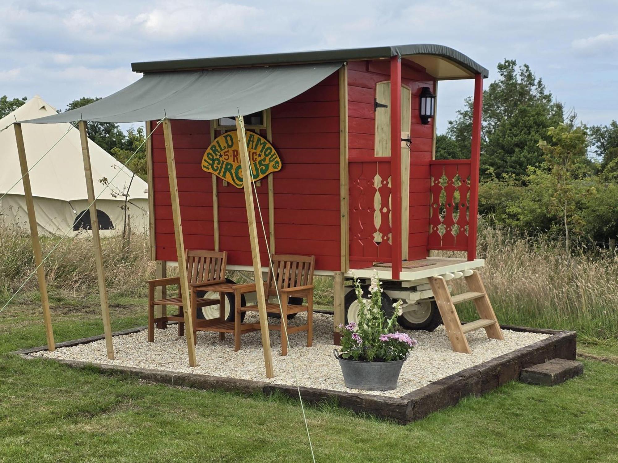 Restored Circus Wagon Saltburn-by-the-Sea Exterior photo